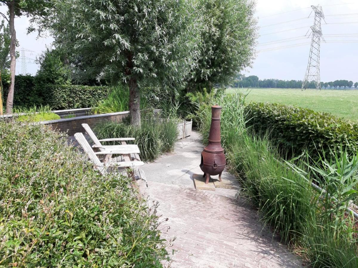 Luxe Gastenverblijf In Het Hart Van Friesland Akkrum エクステリア 写真